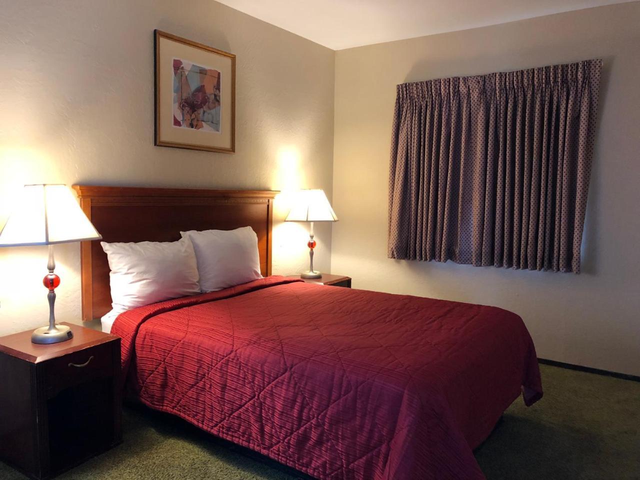 Red Bluff Inn Dış mekan fotoğraf